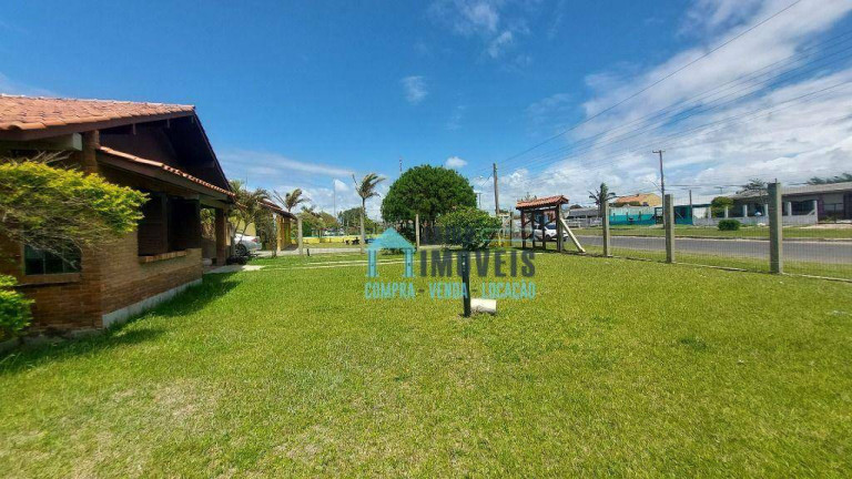 Imagem Casa com 3 Quartos à Venda, 560 m² em Centro - Balneário Pinhal