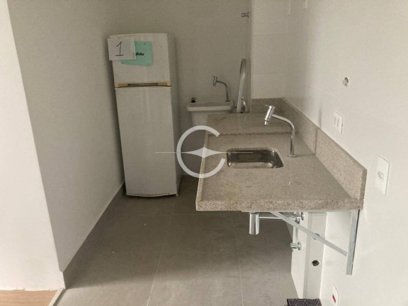 Apartamento com 2 Quartos para Alugar, 35 m² em Moema - São Paulo