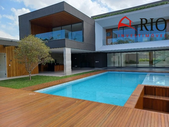 Imagem Casa com 5 Quartos à Venda, 1.520 m² em Barra Da Tijuca - Rio De Janeiro Imagem Casa com 5 Quartos à Venda, 1.520 m² em Barra Da Tijuca - Rio De Janeiro
