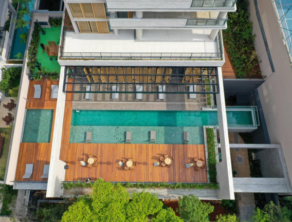 Apartamento com 3 Quartos à Venda, 154 m²