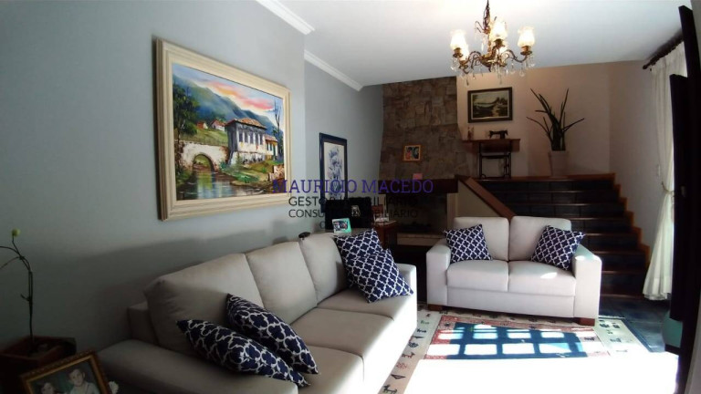 Imagem Casa com 3 Quartos à Venda, 1.120 m² em Alphaville - Santana De Parnaíba Imagem Casa com 3 Quartos à Venda, 1.120 m² em Alphaville - Santana De Parnaíba