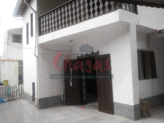 Casa com 3 Quartos à Venda, 172 m² em Centro - Caraguatatuba