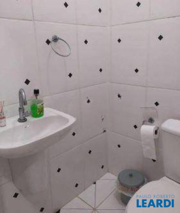 Imagem Sobrado com 3 Quartos à Venda, 125 m² em Vila Luzita - Santo André Imagem Sobrado com 3 Quartos à Venda, 125 m² em Vila Luzita - Santo André