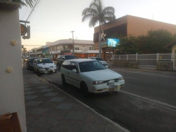 Imagem Imóvel com 3 Quartos à Venda,  em Centro - Garopaba