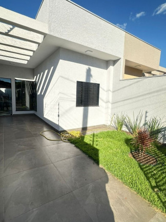 Imagem Casa com 3 Quartos à Venda, 74 m² em Parque Pioneiros - Sarandi