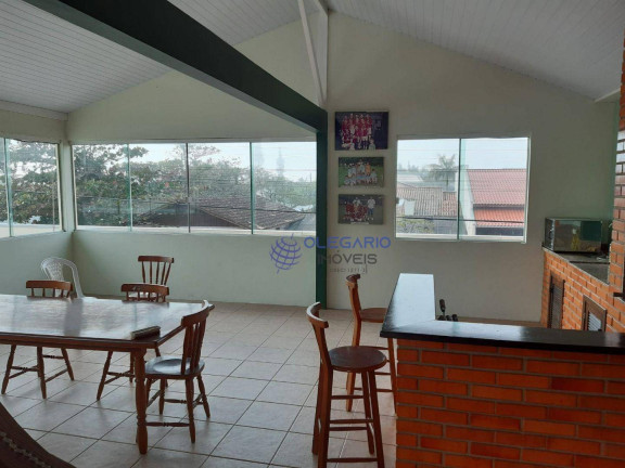 Imagem Sobrado com 3 Quartos à Venda, 214 m² em Centro - Penha Imagem Sobrado com 3 Quartos à Venda, 214 m² em Centro - Penha