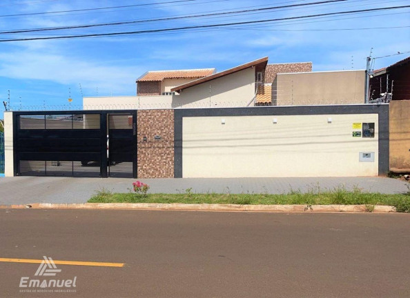 Casa à Venda, 266 m² em Jardim Panorama - Campo Grande