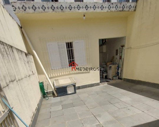 Imagem Casa com 2 Quartos à Venda, 200 m² em Canto Do Forte - Praia Grande Imagem Casa com 2 Quartos à Venda, 200 m² em Canto Do Forte - Praia Grande