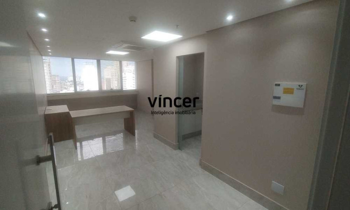 Sala Comercial à Venda, 33 m² em Setor Oeste - Goiânia