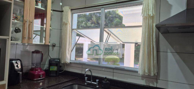 Imagem Casa com 3 Quartos à Venda, 180 m² em Tamboré - Santana De Parnaíba