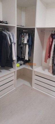 Imagem Sobrado com 3 Quartos à Venda, 316 m² em Jardim Vila Galvão - Guarulhos Imagem Sobrado com 3 Quartos à Venda, 316 m² em Jardim Vila Galvão - Guarulhos