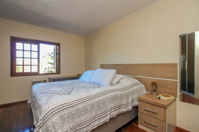 Imagem Casa com 3 Quartos à Venda, 205 m² em Tristeza - Porto Alegre