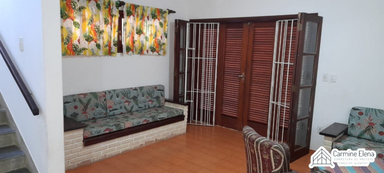 Imagem Sobrado com 6 Quartos à Venda, 210 m² em Toninhas - Ubatuba Imagem Sobrado com 6 Quartos à Venda, 210 m² em Toninhas - Ubatuba