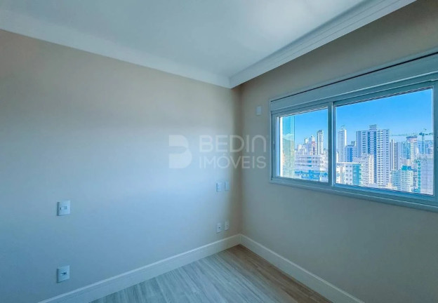 Imagem Apartamento com 3 Quartos à Venda, 114 m² em Centro - Balneário Camboriú Imagem Apartamento com 3 Quartos à Venda, 114 m² em Centro - Balneário Camboriú