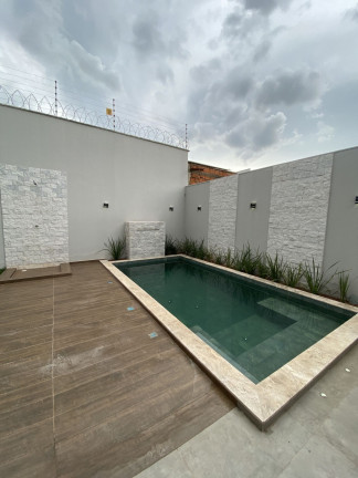 Imagem Casa com 3 Quartos à Venda, 166 m² em Residencial Laurentino Martins - Goianésia Imagem Casa com 3 Quartos à Venda, 166 m² em Residencial Laurentino Martins - Goianésia