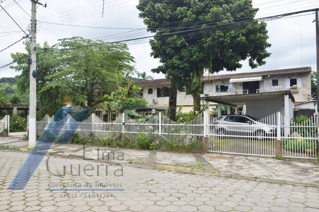 Imagem Casa com 9 Quartos à Venda, 600 m² em Jardim Samambaia - Ubatuba