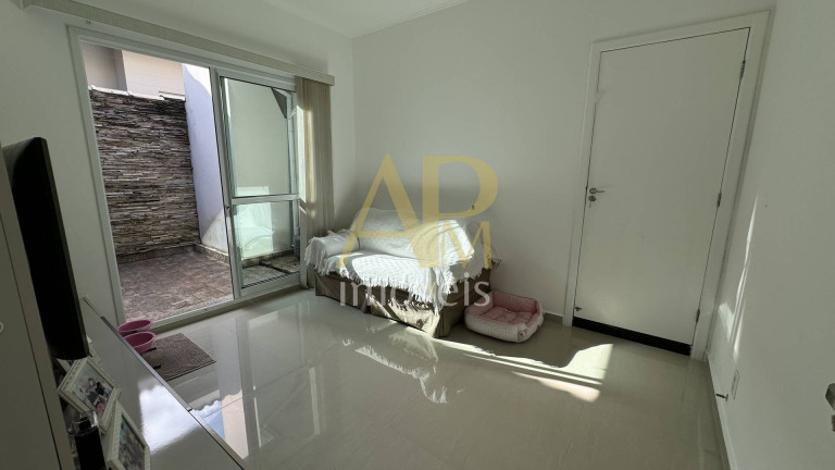 Imagem Casa com 4 Quartos à Venda, 300 m² em Centro - Palhoça Imagem Casa com 4 Quartos à Venda, 300 m² em Centro - Palhoça