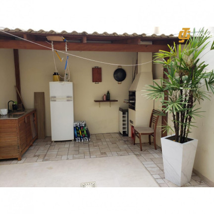 Imagem Sobrado com 2 Quartos à Venda, 94 m² em Santa Regina  - Camboriú