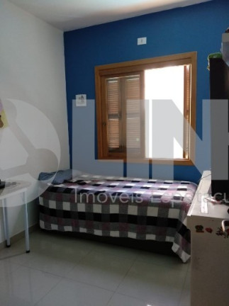 Imagem Casa com 3 Quartos à Venda, 94 m² em Vila Nova - Porto Alegre