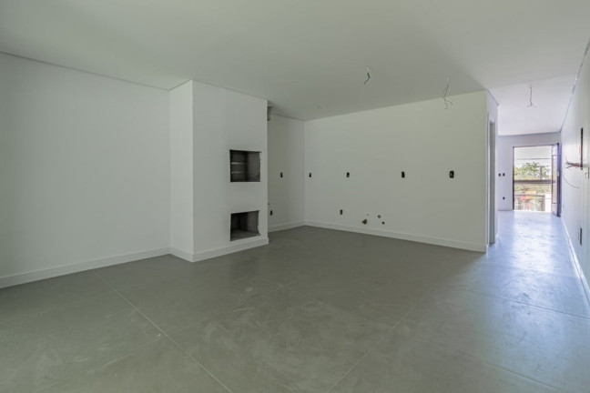 Imagem Casa com 3 Quartos à Venda, em Chácara Das Pedras - Porto Alegre Imagem Casa com 3 Quartos à Venda, em Chácara Das Pedras - Porto Alegre
