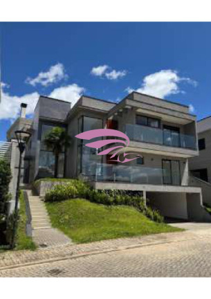 Casa com 3 Quartos à Venda, 400 m² em Santo Inácio - Curitiba