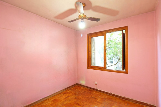Imagem Imóvel com 2 Quartos à Venda, 54 m² em Camaquã - Porto Alegre