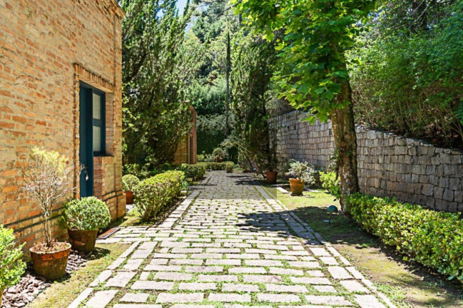 Imagem Casa com 5 Quartos à Venda, 552 m² em Vila Simonsen - Campos Do Jordão