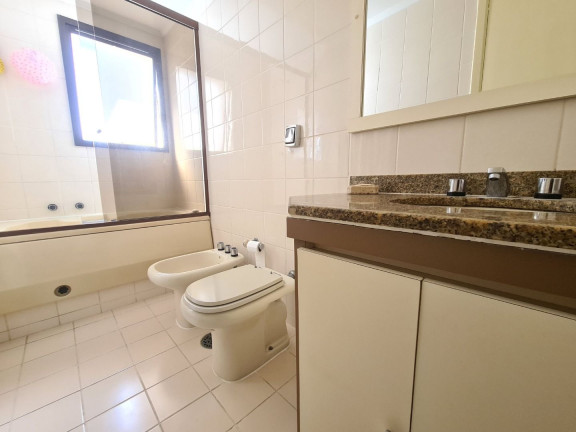 Imagem Apartamento com 3 Quartos à Venda, 110 m² em Pitangueiras - Guarujá Imagem Apartamento com 3 Quartos à Venda, 110 m² em Pitangueiras - Guarujá