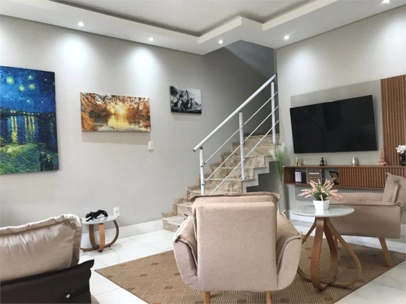 Imagem Casa com 3 Quartos à Venda, 231 m² em Jardim De Alah - Taubaté Imagem Casa com 3 Quartos à Venda, 231 m² em Jardim De Alah - Taubaté