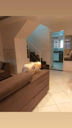 Imagem Sobrado com 2 Quartos à Venda, 67 m² em Cidade Soberana - Guarulhos