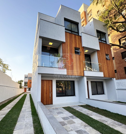 Imagem Sobrado com 3 Quartos à Venda, 167 m² em Tristeza - Porto Alegre Imagem Sobrado com 3 Quartos à Venda, 167 m² em Tristeza - Porto Alegre