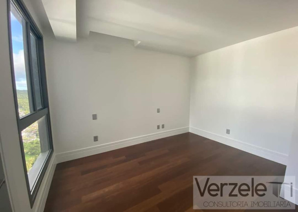 Imagem Apartamento com 4 Quartos à Venda, 230 m² em Centro - Balneário Camboriú Imagem Apartamento com 4 Quartos à Venda, 230 m² em Centro - Balneário Camboriú