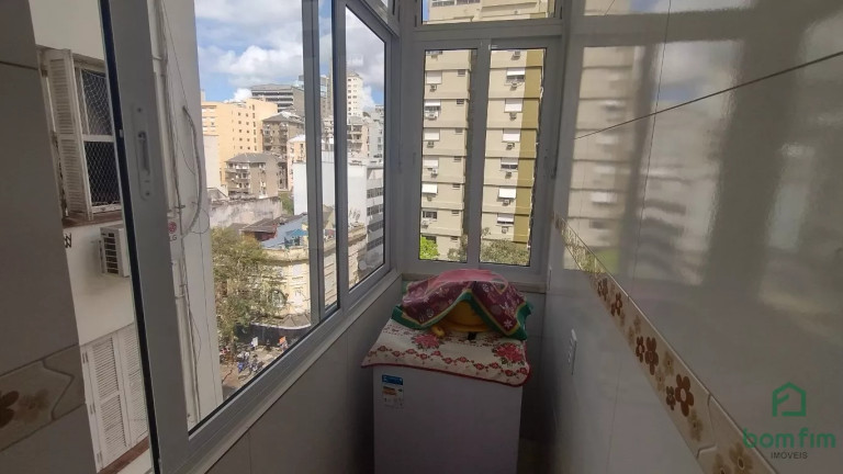 Imagem Apartamento com 1 Quarto à Venda, 35 m² em Centro Histórico - Porto Alegre Imagem Apartamento com 1 Quarto à Venda, 35 m² em Centro Histórico - Porto Alegre