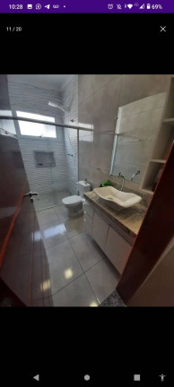 Imagem Casa com 3 Quartos à Venda, 300 m² em Caçapava