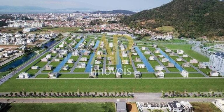 Imagem Terreno à Venda, 150 m² em Deltaville - Biguaçu Imagem Terreno à Venda, 150 m² em Deltaville - Biguaçu