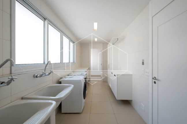 Imagem Apartamento com 3 Quartos à Venda, 275 m² em Itaim Bibi - São Paulo Imagem Apartamento com 3 Quartos à Venda, 275 m² em Itaim Bibi - São Paulo