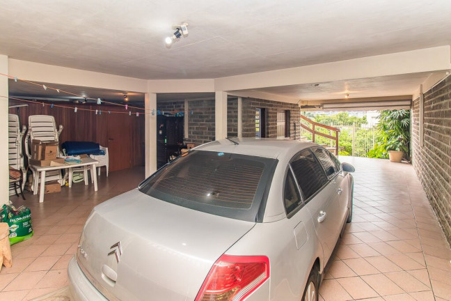 Imagem Casa com 4 Quartos à Venda, 290 m² em Petrópolis - Porto Alegre Imagem Casa com 4 Quartos à Venda, 290 m² em Petrópolis - Porto Alegre