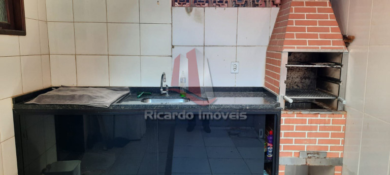 Imagem Casa de Condomínio com 2 Quartos à Venda, 100 m² em Ogiva - Cabo Frio