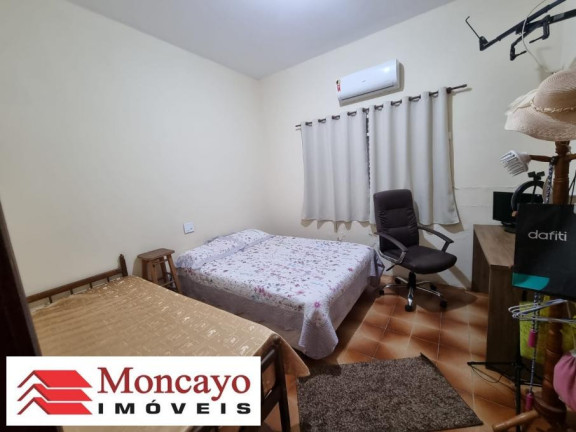 Imagem Casa com 4 Quartos à Venda, 360 m² em Jardim Britânia - Caraguatatuba Imagem Casa com 4 Quartos à Venda, 360 m² em Jardim Britânia - Caraguatatuba