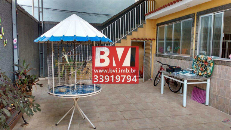 Imagem Casa com 5 Quartos à Venda, 240 m² em Irajá - Rio De Janeiro Imagem Casa com 5 Quartos à Venda, 240 m² em Irajá - Rio De Janeiro