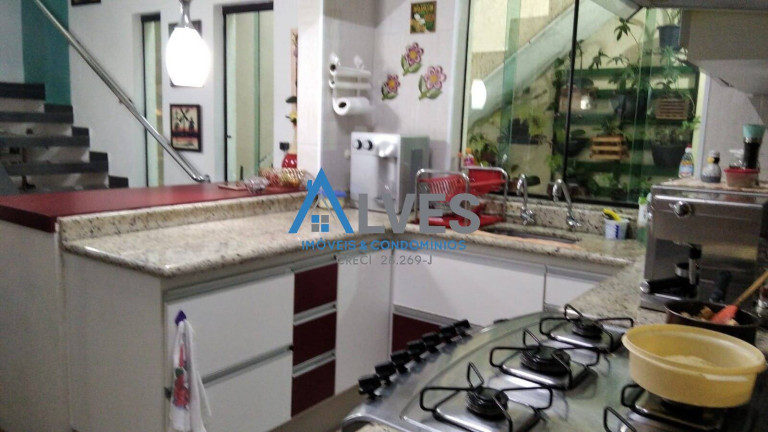 Imagem Casa com 3 Quartos à Venda, 250 m² em Santa Terezinha - São Bernardo Do Campo Imagem Casa com 3 Quartos à Venda, 250 m² em Santa Terezinha - São Bernardo Do Campo