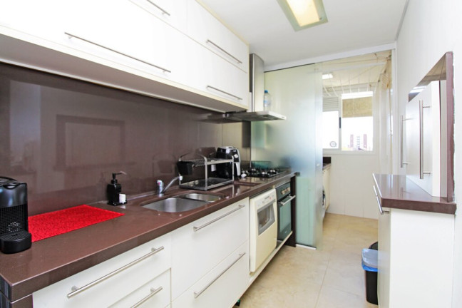 Imagem Imóvel com 3 Quartos à Venda, em Petrópolis - Porto Alegre Imagem Imóvel com 3 Quartos à Venda, em Petrópolis - Porto Alegre