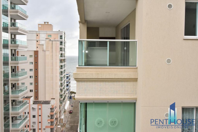 Apartamento com 3 Quartos à Venda, 100 m² em Meia Praia - Itapema