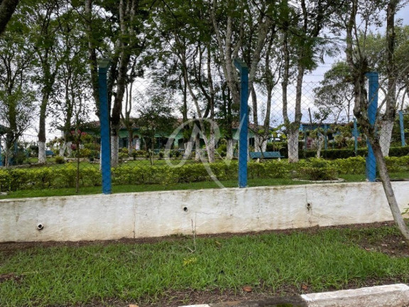 Imagem Imóvel com 4 Quartos à Venda,  em Chácaras Rurais Guararema - Jacareí