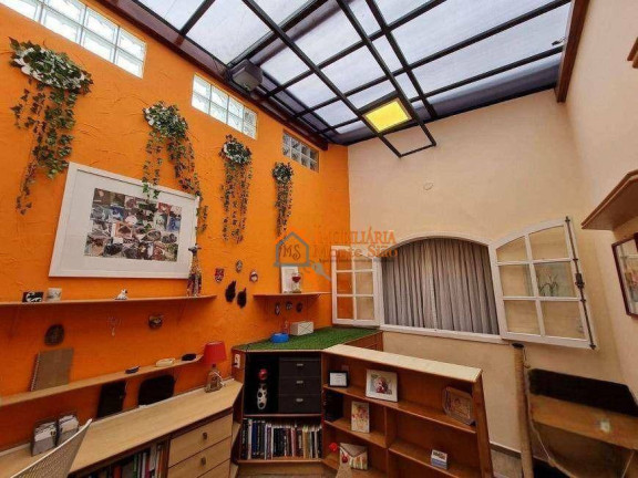 Imagem Casa com 3 Quartos à Venda, 377 m² em Vila Rosália - Guarulhos Imagem Casa com 3 Quartos à Venda, 377 m² em Vila Rosália - Guarulhos