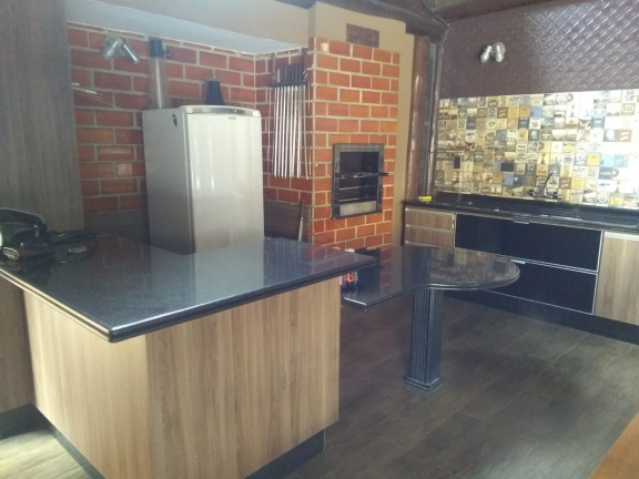Imagem Casa com 3 Quartos à Venda, 630 m² em Guaíra - Curitiba Imagem Casa com 3 Quartos à Venda, 630 m² em Guaíra - Curitiba
