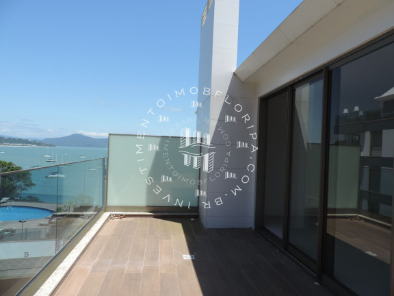 Imagem Cobertura com 3 Quartos à Venda, 213 m² em Jurerê - Florianópolis