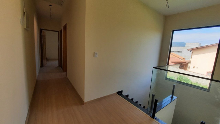 Imagem Casa com 3 Quartos à Venda, 132 m² em Jardim Dos Pinheiros - Atibaia Imagem Casa com 3 Quartos à Venda, 132 m² em Jardim Dos Pinheiros - Atibaia