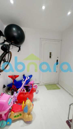 Imagem Apartamento com 3 Quartos à Venda, 180 m² em Copacabana - Rio De Janeiro Imagem Apartamento com 3 Quartos à Venda, 180 m² em Copacabana - Rio De Janeiro