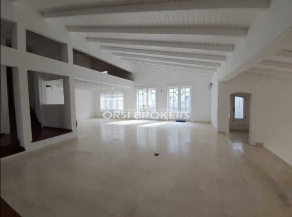 Sobrado com 3 Quartos para Alugar, 473 m² em Morumbi - São Paulo